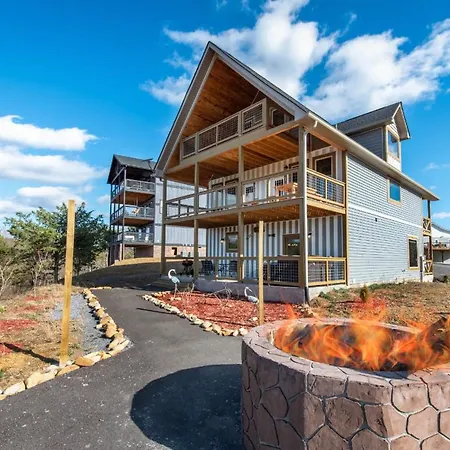 Fireside Lodge By Avada Properties